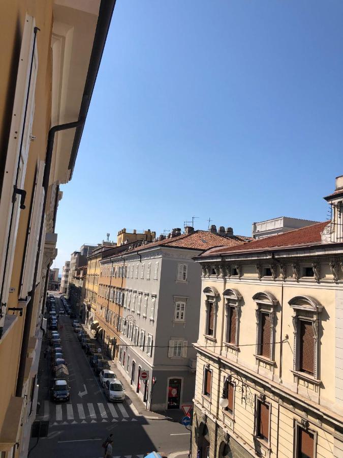 Appartement Le Maldobrie à Trieste Extérieur photo